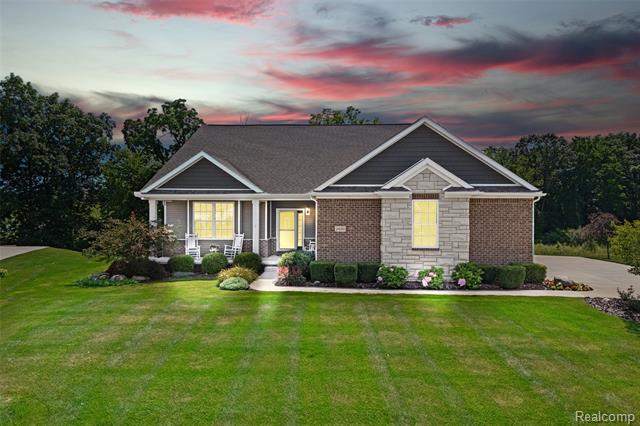 front view picture of 2488 Walnut View Drive (Homesite 16), Howell, MI. 48855