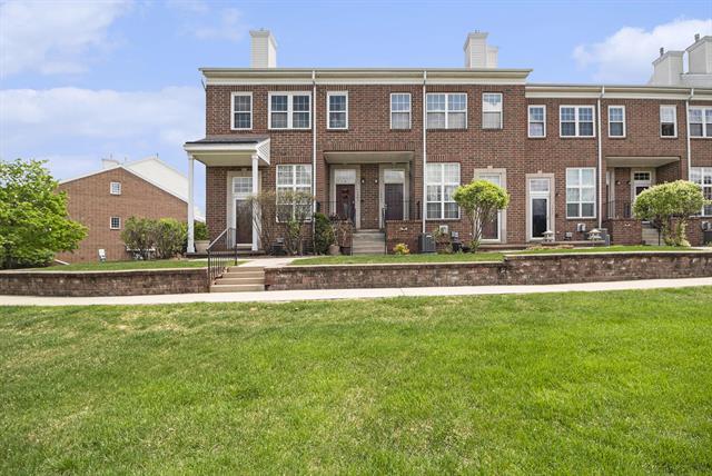 front view picture of 1894 Lindsay Lane, Ann Arbor, MI. 48104