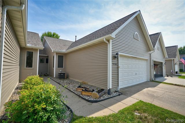 front view picture of 9280 Monica Drive, Davison, MI. 48423
