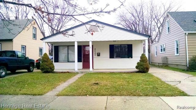 front view picture of 27342 Brettonwoods St, Madison Heights, MI. 48071