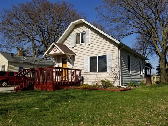 front view picture of 2313 S Rundle Avenue, Lansing, MI. 48910