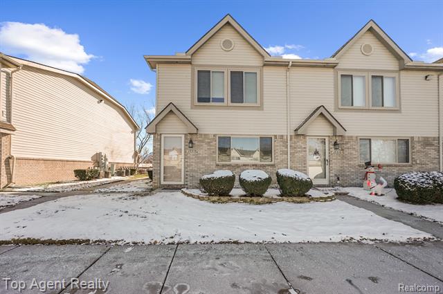 front view picture of 29378 Maurice Ct Court, New Baltimore, MI. 48047