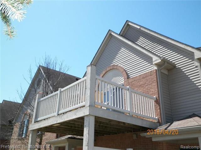 front view picture of 359 Marigold Circle, Westland, MI. 48185