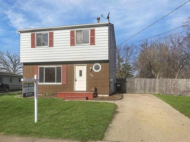 front view picture of 1108 State, Owosso, MI. 48867