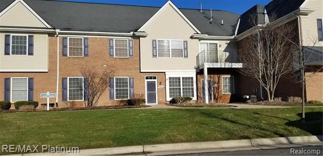 front view picture of 3424 Kneeland Circle, Howell, MI. 48843