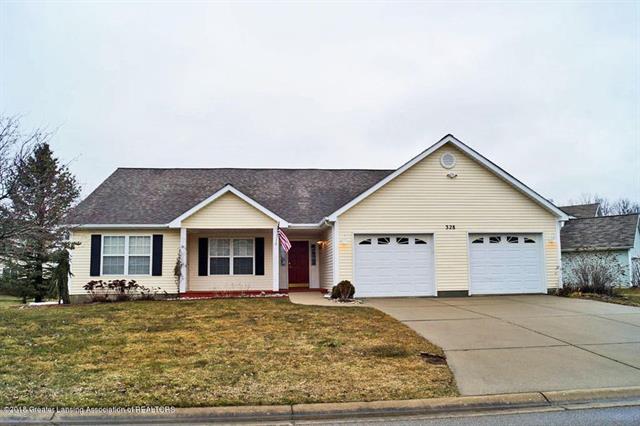 front view picture of 328 W Split Rail Ridge, Williamston, MI. 48895