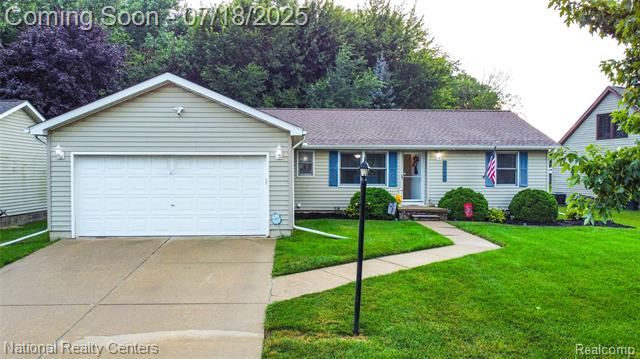 front view picture of 45933 Brookside North Drive, Macomb, MI. 48044