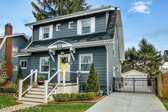 front view picture of 829 Park Ave, Royal Oak, MI. 48067