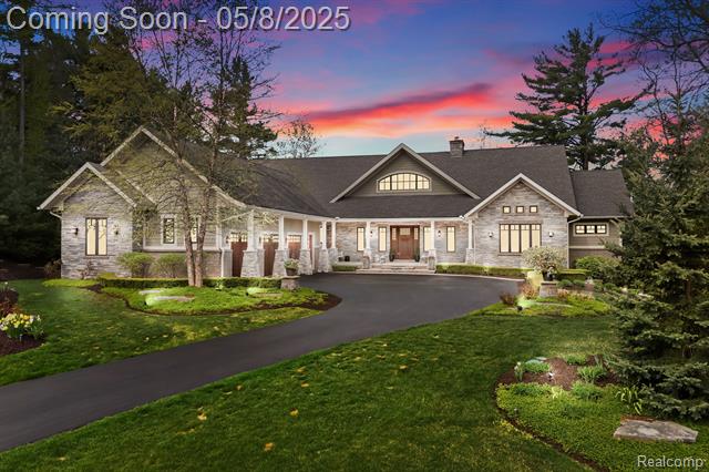 front view picture of 5744 Wyndam Lane, Brighton, MI. 48116