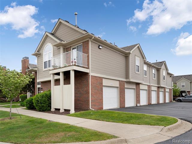 front view picture of 15326 Cornell Drive, Clinton Township, MI. 48038