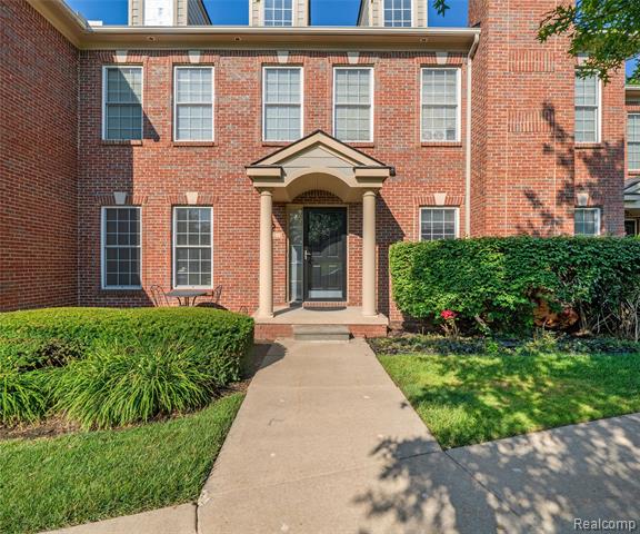 front view picture of 282 N Village Way, Canton, MI. 48188
