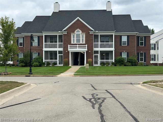 front view picture of 1929 Coventry Circle, Jackson, MI. 49201