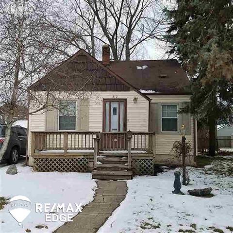 front view picture of 310 N Altadena Ave, Royal Oak, MI. 48067