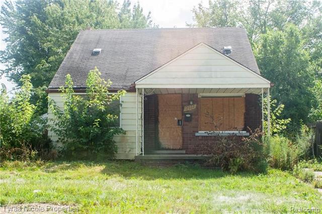front view picture of 12660 Duchess Street, Detroit, MI. 48224