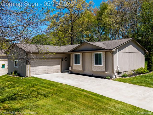front view picture of 504 Glenwyth Road, Brighton, MI. 48116