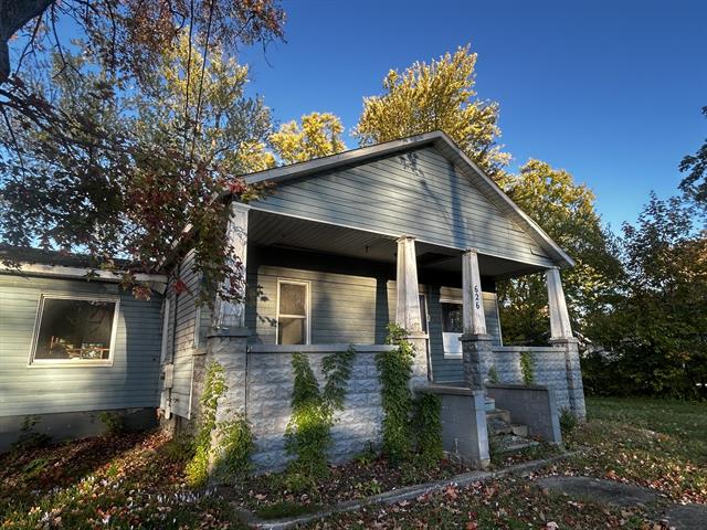 front view picture of 626 N 12Th Street, Niles, MI. 49120
