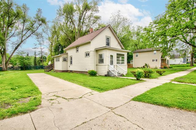 front view picture of 157 E Mansion Street, Jackson, MI. 49203
