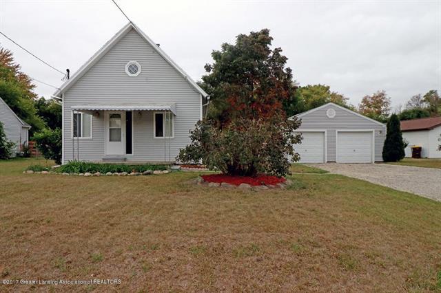 front view picture of 6215 Porter, East Lansing, MI. 48823