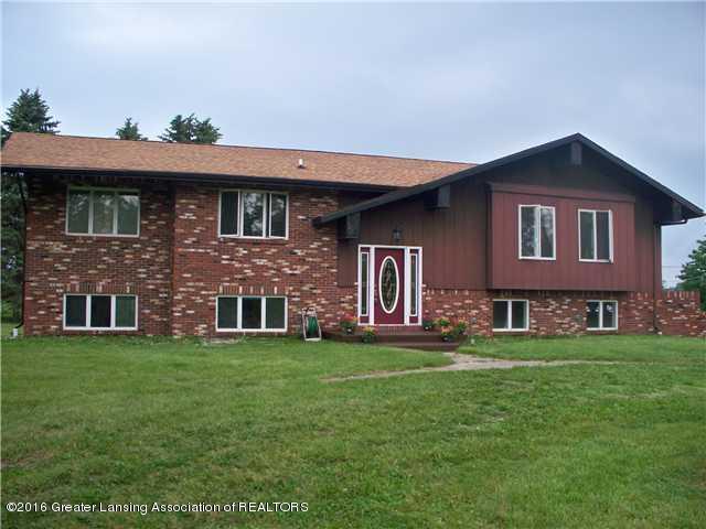 front view picture of 11266 W Herbison, Eagle, MI. 48822