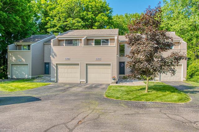 front view picture of 3635 E Ast Meadows, Okemos, MI. 48864