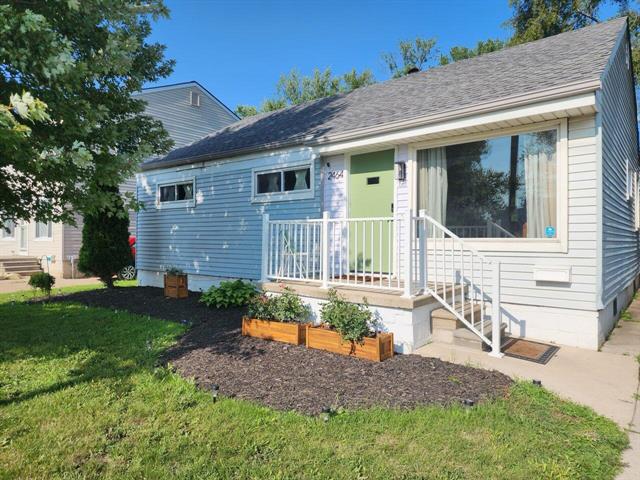 front view picture of 2464 Greenfield Rd, Berkley, MI. 48072