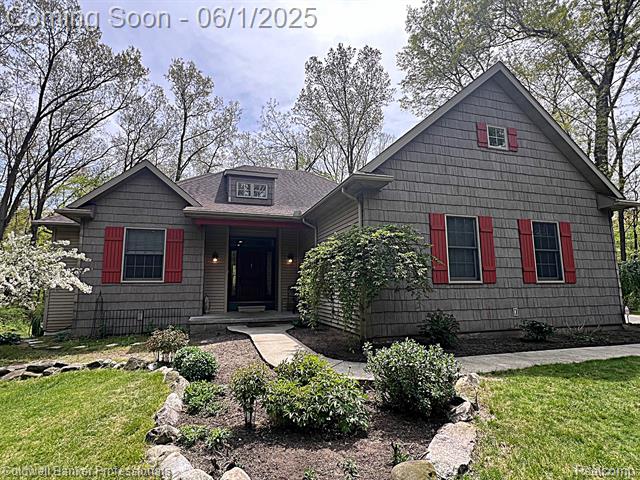 front view picture of 9401 Lakeview Drive, Linden, MI. 48451