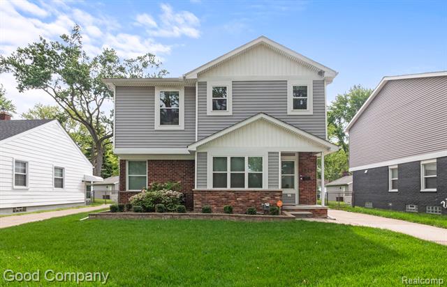 front view picture of 2520 Ellwood Ave, Berkley, MI. 48072