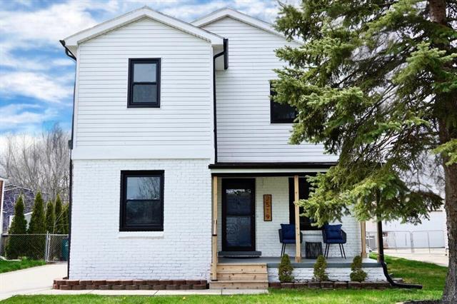front view picture of 2519 Phillips Ave, Berkley, MI. 48072