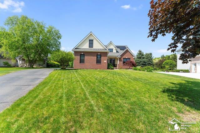 front view picture of 8617 Bonaventure Drive, Brighton, MI. 48116