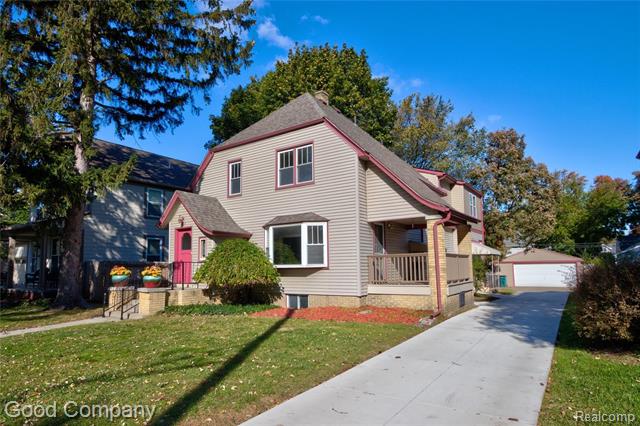 front view picture of 202 Willis Ave, Royal Oak, MI. 48067