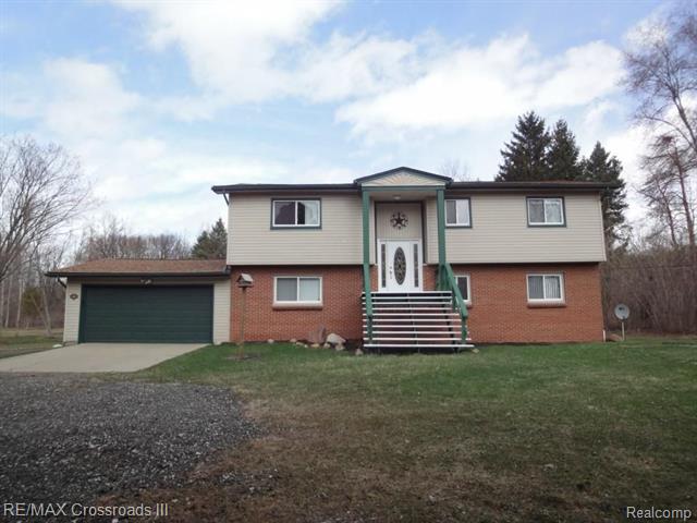 front view picture of 5533 Willis Road, Ypsilanti, MI. 48197