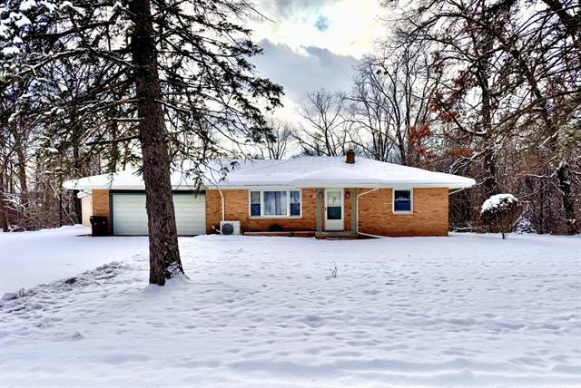 front view picture of 3975 Mcarthur, Jackson, MI. 49203