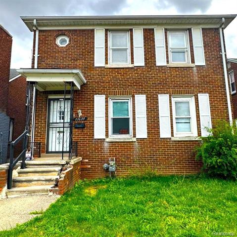 front view picture of 13639 Mecca Street, Detroit, MI. 48227