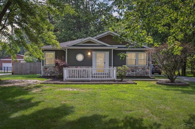 front view picture of 3460 Lawndale Rd., Saginaw, MI. 48603