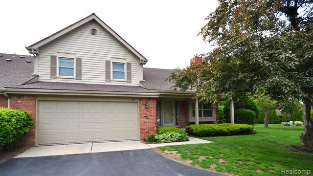 front view picture of 2 Cornell Court, Dearborn, MI. 48124
