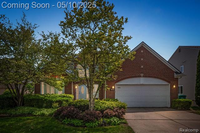 front view picture of 7870 Greene Farm Drive, Ypsilanti, MI. 48197