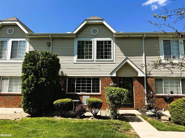 front view picture of 29740 Amy Lane, New Baltimore, MI. 48047