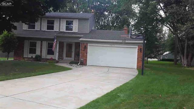 front view picture of 2371 Pineview, Flushing, MI. 48433
