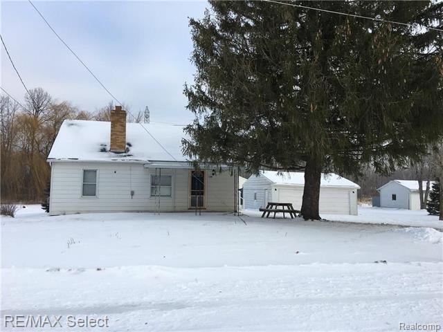 front view picture of 1347 Byrnes Drive, Clio, MI. 48420