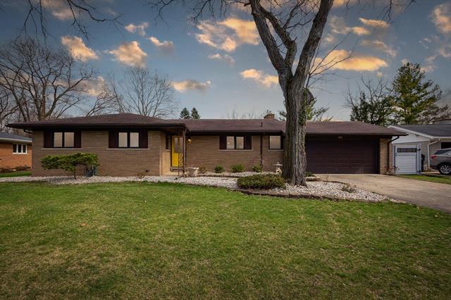 front view picture of 173 Mohawk St, Jackson, MI. 49203