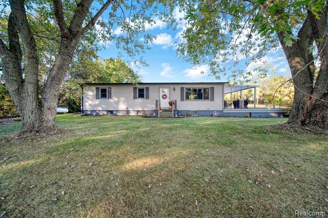 front view picture of 11300 Sharon Valley Rd, Brooklyn, MI. 49230