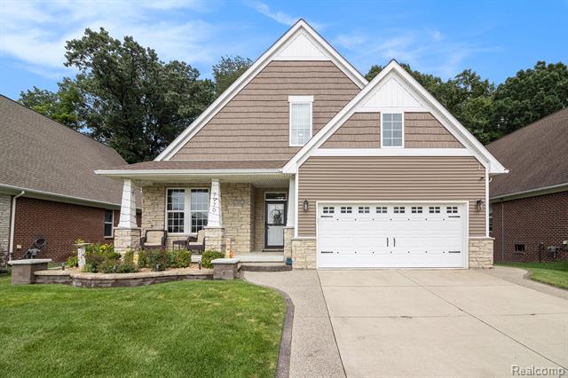 front view picture of 7970 Russell Dr, Westland, MI. 48185