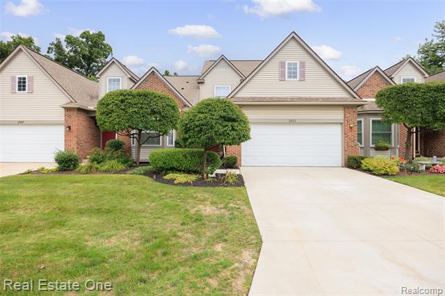 front view picture of 2511 Kerria Drive, Howell, MI. 48855