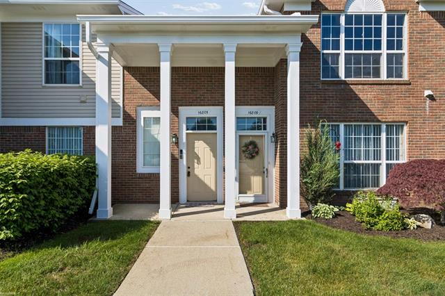 front view picture of 16805 Carriage Way, Northville, MI. 48168