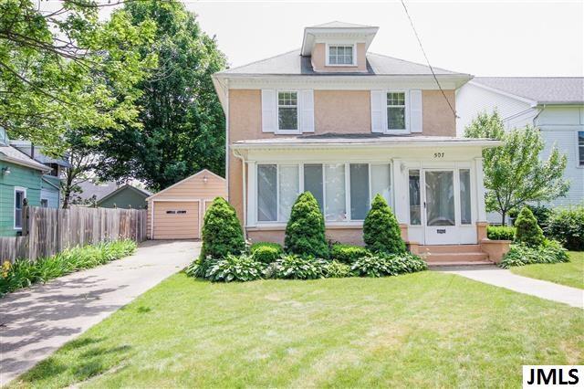 front view picture of 507 Griswold, Jackson, MI. 49203