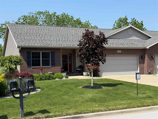 front view picture of 3004 Mackinaw Meadows, Saginaw, MI. 48603