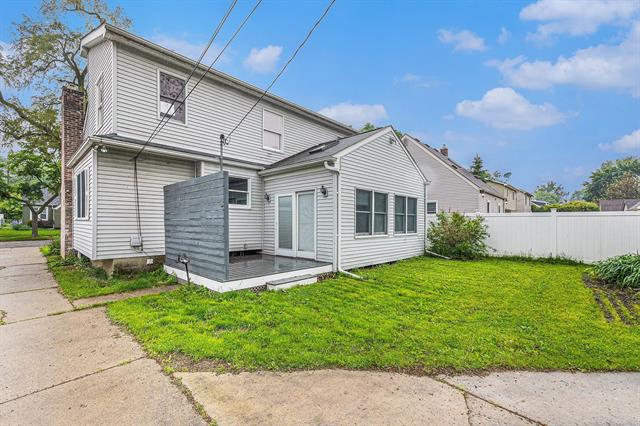 front view picture of 2678 Griffith Ave, Berkley, MI. 48072