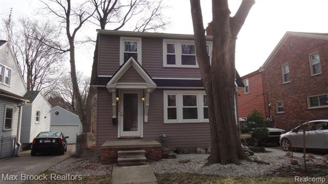 front view picture of 904 Edgewood Dr, Royal Oak, MI. 48067