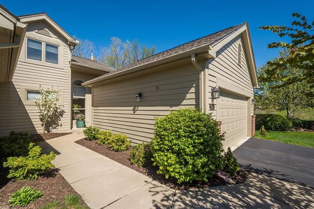 front view picture of 199 Kingsbrook Avenue, Ann Arbor, MI. 48103
