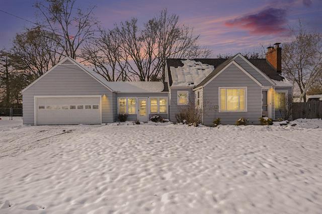 front view picture of 2185 Anderson, Saginaw, MI. 48603